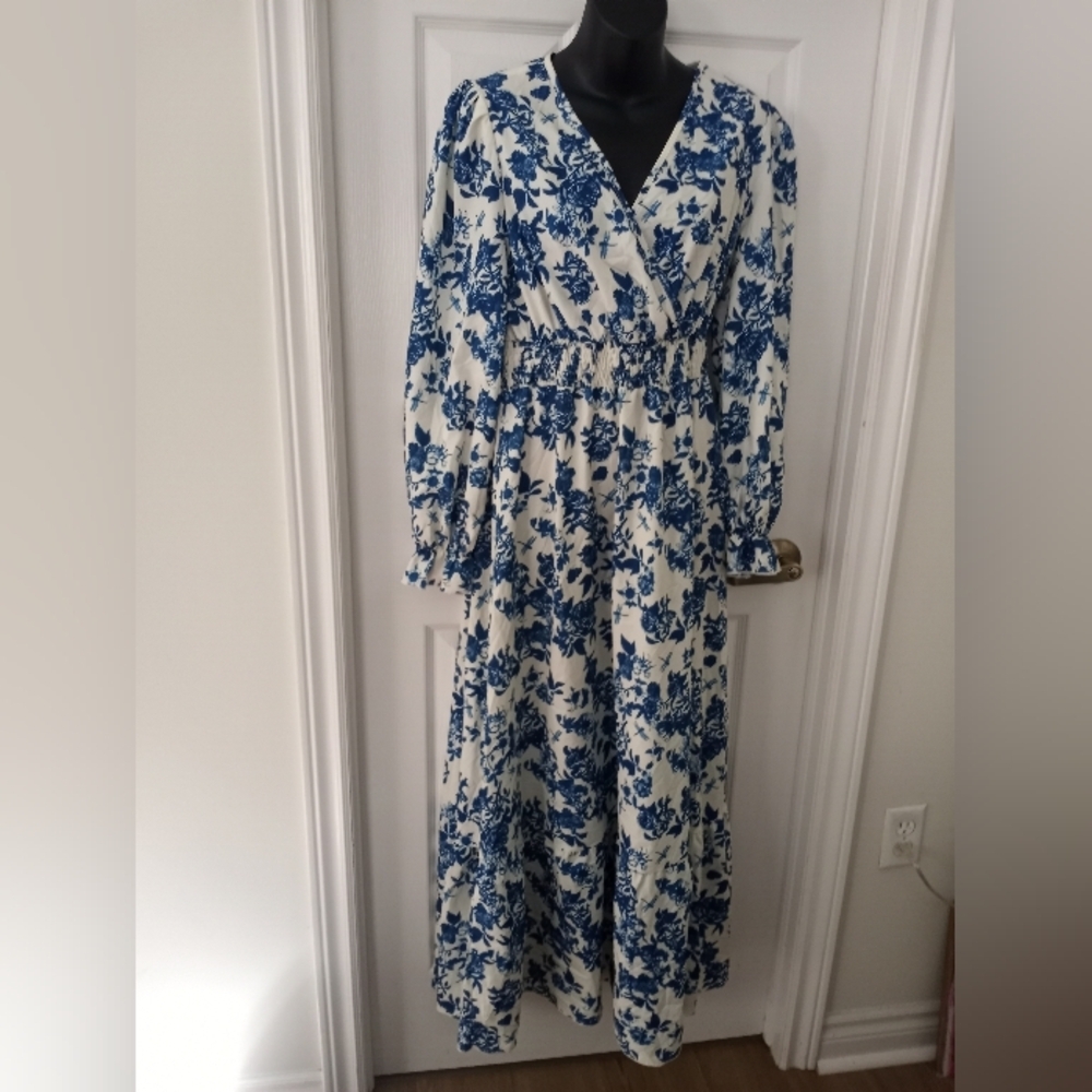 Blue Floral Maxi Dress - Picture 2 of 7